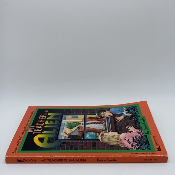 My Teacher is an Alien by Bruce Coville Young Readers Children’s Vintage 1989 - Picture 4 of 9